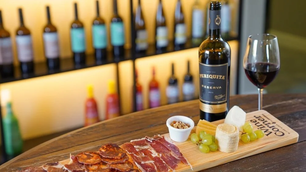 Local wine and cheese in Azeitão
